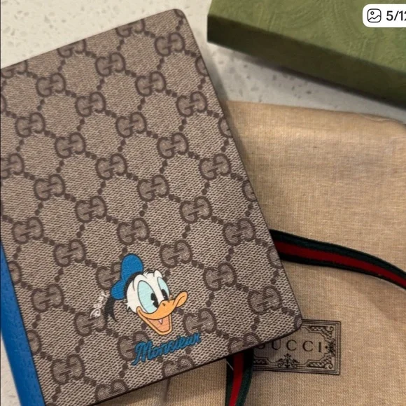 Gucci Notebooks Set with Red, Blue, and Green Set if 3  Authentic 💯 - Picture 5 of 11